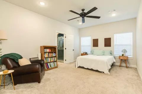 Bedroom - 2 Greystone Ct, Angleton, TX 77515 photo 1 of 3