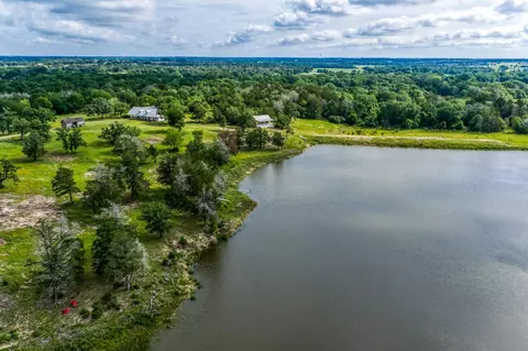 1237 Private Road 2181, Giddings, TX 78942