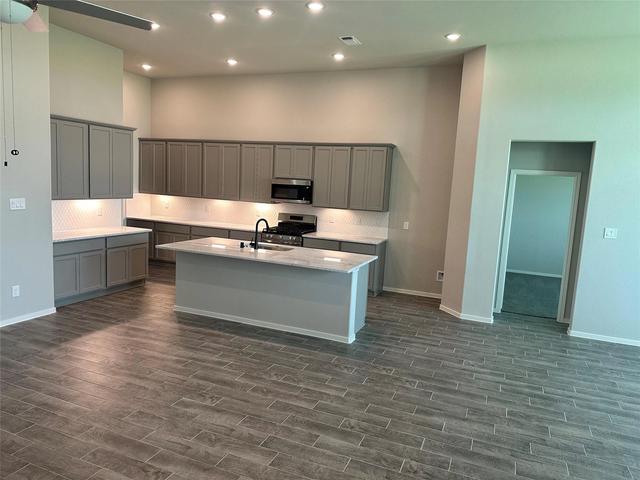 2502 Shallow Lake Dr, Iowa Colony, TX 77583