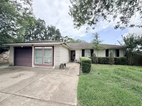 1322 Saddle Rock Dr, Houston, TX 77088