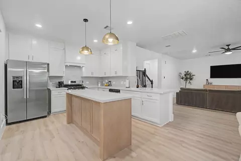 Kitchen - 12164 Maverick Dr, Willis, TX 77378 photo 2 of 4