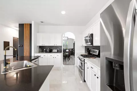 Kitchen - 3123 Southern Cross Ct, Spring, TX 77373 photo 2 of 4
