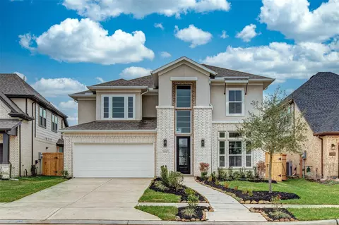 1735 Rustling Creek Dr, Missouri City, TX 77459