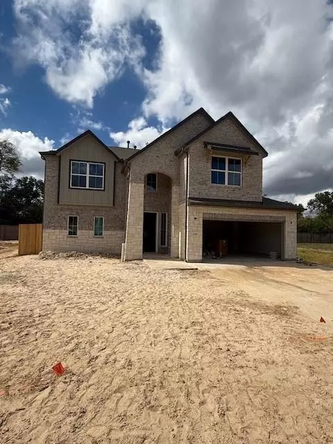 2116 Golden Spruce Ct, Conroe, TX 77301