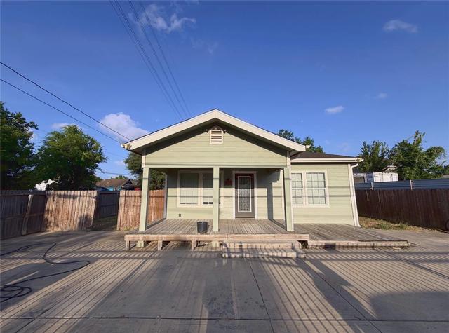 716 74th St, Houston, TX 77011