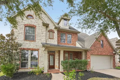 1314 Ravenel Ln, Sugar Land, TX 77479