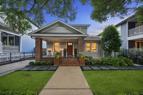 1332 Cortlandt St, Houston, TX 77008