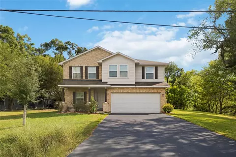 9043 Brandon St, Houston, TX 77051