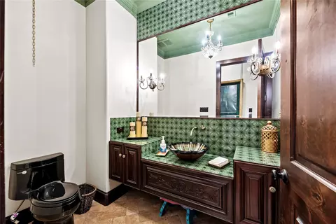 Bath - 7715 Firethorne Creek Ct, Spring, TX 77389 photo 9 of 9