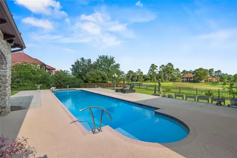Exterior - 7715 Firethorne Creek Ct, Spring, TX 77389 photo 2 of 5
