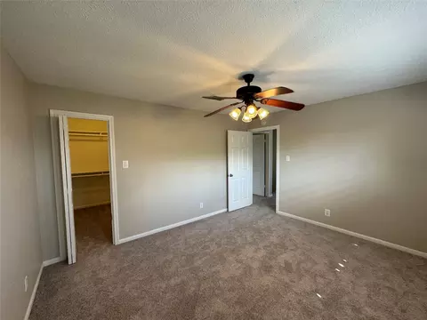 Bedroom - 6630 Sumner Isle Ct, Spring, TX 77379 photo 4 of 6