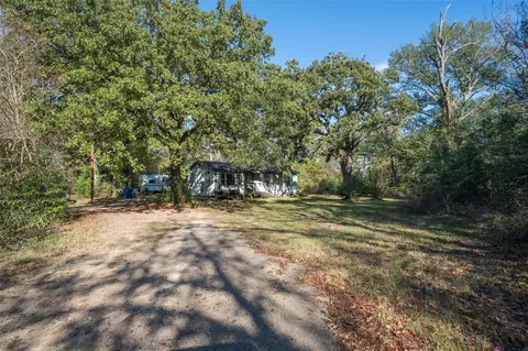 3349 Collard Rd, Huntsville, TX 77340