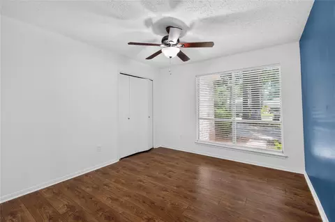 Bedroom - 25223 Lynbriar Ln, Spring, TX 77373 photo 1 of 2