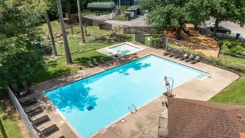 Exterior - 25223 Lynbriar Ln, Spring, TX 77373 photo 8 of 8