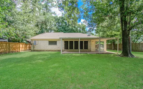 Exterior - 25223 Lynbriar Ln, Spring, TX 77373 photo 4 of 8