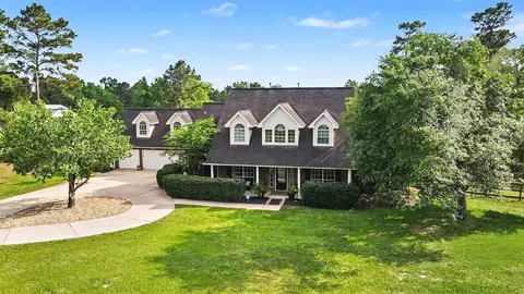 114 Leah Dr, Montgomery, TX 77316