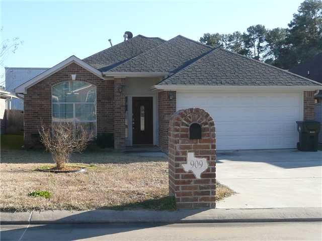 909 Chase Ct, Conroe, TX 77301 photo 1