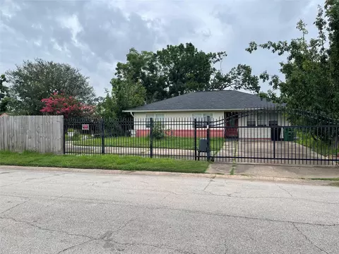 7403 N Dearborn St, Houston, TX 77055