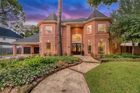 923 Chinquapin Pl, Houston, TX 77094