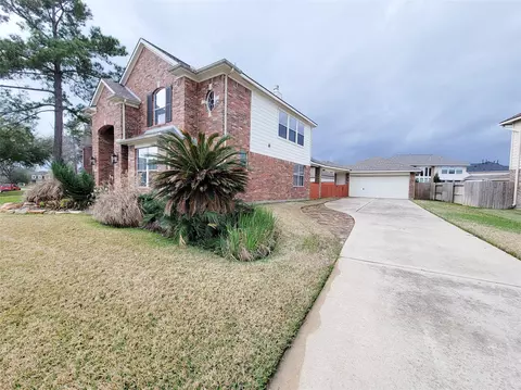 Exterior - 24831 Corbin Gate Dr, Spring, TX 77389 photo 5 of 8