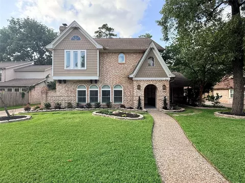 11910 Quail Creek Dr, Houston, TX 77070