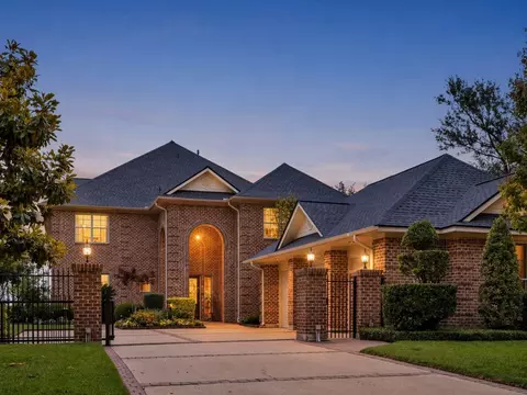 1602 Enterprise Cir, League City, TX 77573