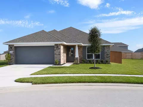 2217 S Post Oak Cir S, Dayton, TX 77535