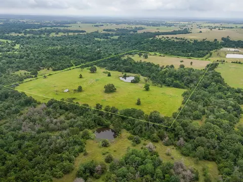 8230 Burns Rd, Midway, TX 75852