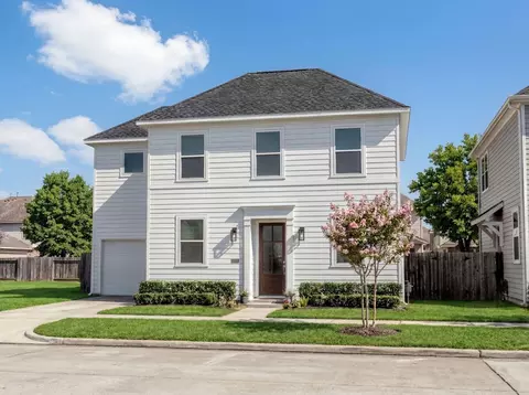 5712 Downing St, Houston, TX 77020