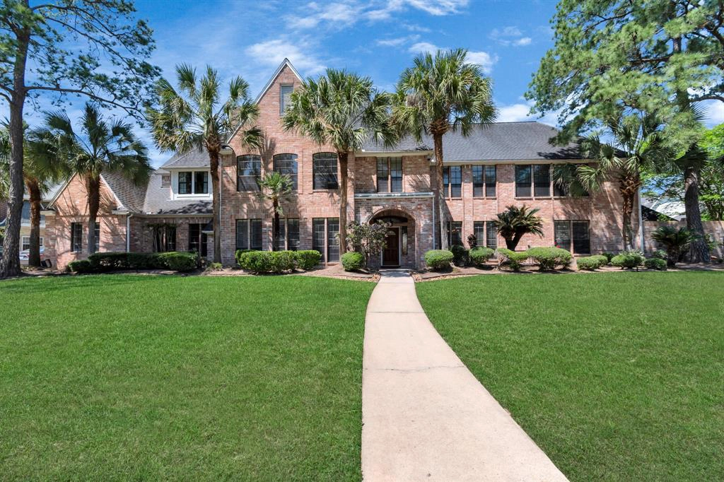 7714 Hertfordshire Dr  