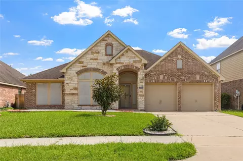 14010 Lake Hollow Dr, Pearland, TX 77584