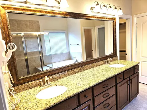 Bath - 30707 Shady Trace Dr, Spring, TX 77386 photo 1 of 9