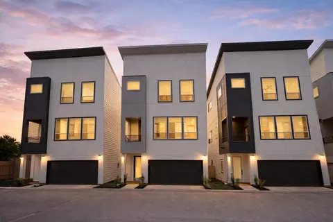 4710 Thornton Villas Ln, Houston, TX 77018