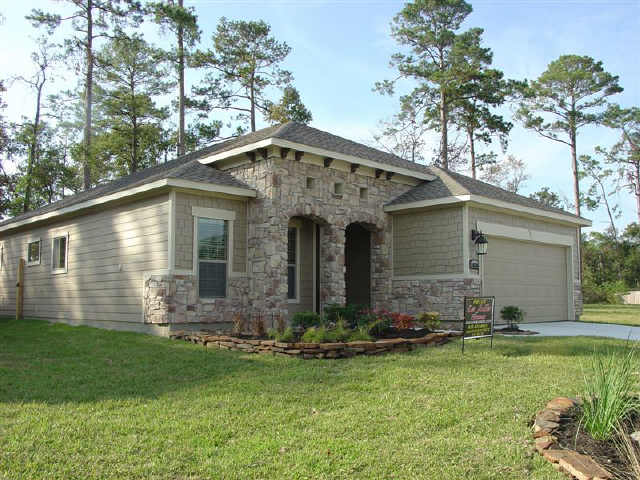 10236 Stone Gate Dr, Conroe, TX 77385 photo 1
