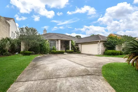 8022 Duffield Ln, Houston, TX 77071