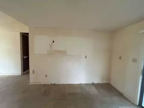 Living - 254 Darrel Hall Dr, Trinity, TX 75862 photo 4 of 7