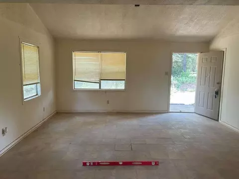 Living - 254 Darrel Hall Dr, Trinity, TX 75862 photo 2 of 7
