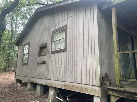 Exterior - 254 Darrel Hall Dr, Trinity, TX 75862 photo 2 of 3
