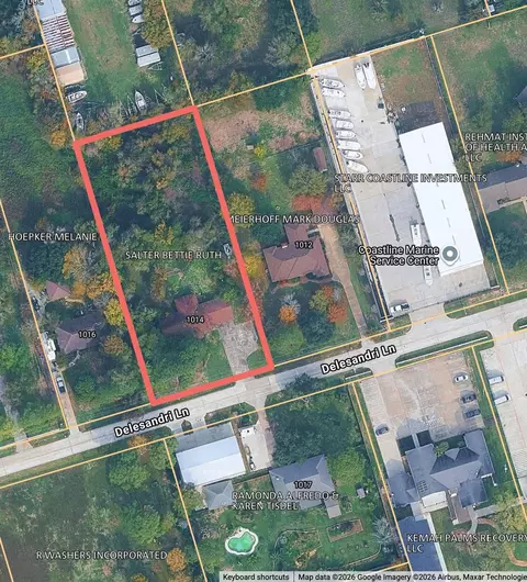 1014 Delesandri Ln, Kemah, TX 77565