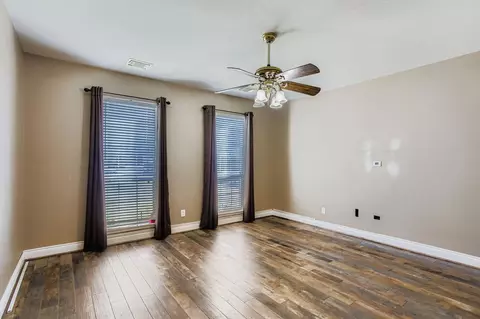 Living - 727 Pine Thicket Ct, Spring, TX 77373 photo 1 of 4