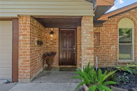 2018 17th St N, Texas City, TX 77590