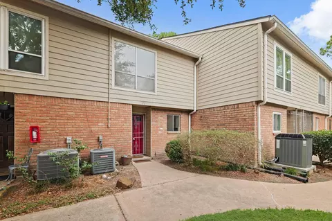 5005 Georgi Ln #73, Houston, TX 77092