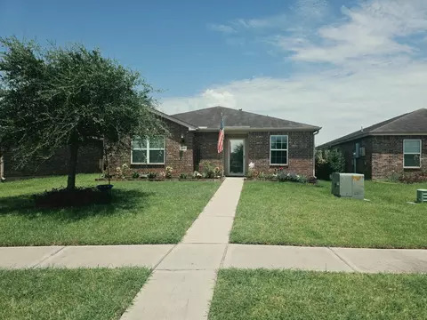 2622 Watersail Dr, Texas City, TX 77568