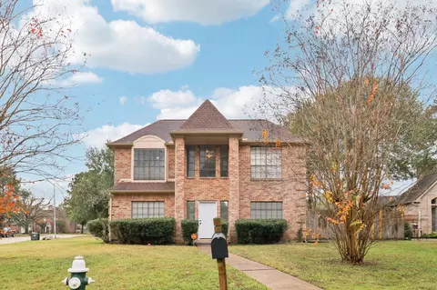 8003 Oceanside Dr, Houston, TX 77095