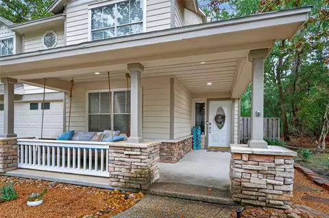 42 W Gaslight Pl, The Woodlands, TX 77382