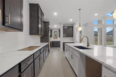 Kitchen - 5006 Nesbit Path, Rosenberg, TX 77471 photo 2 of 3
