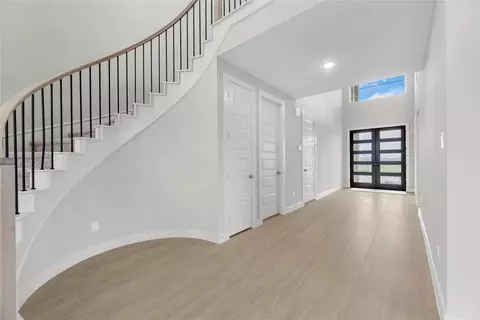 Entry Way - 5006 Nesbit Path, Rosenberg, TX 77471 photo 1 of 2
