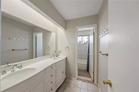 Bath - 22303 Meadowrock Dr, Spring, TX 77389 photo 2 of 3