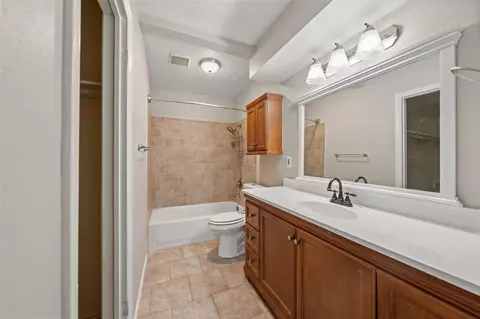 Bath - 22303 Meadowrock Dr, Spring, TX 77389 photo 1 of 3