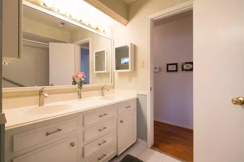 Bath - 17815 Comoro Ln, Spring, TX 77379 photo 1 of 4